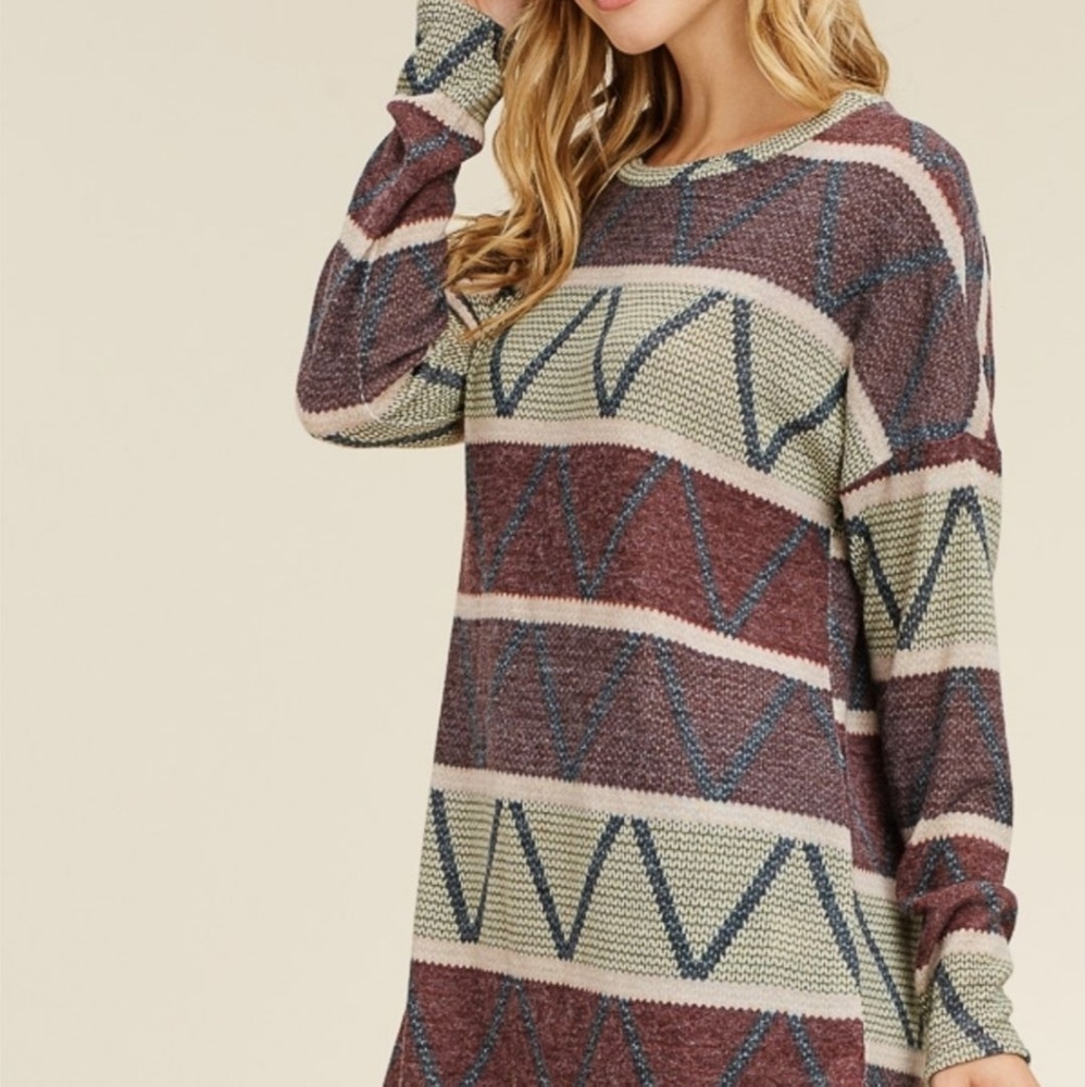 Bold Hacci Top